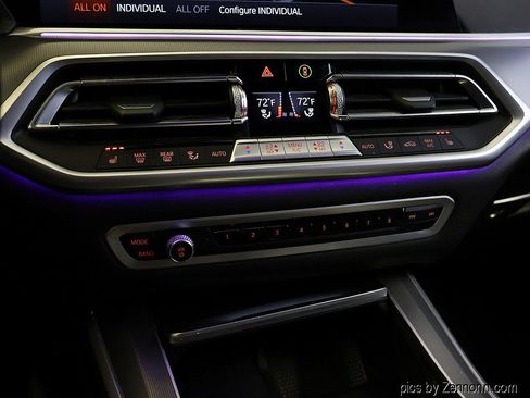 Used 2023 BMW X5 xDrive40i w/ Premium Package image 25