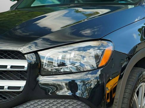 Used 2022 Mercedes-Benz GLS 450 4MATIC image 69