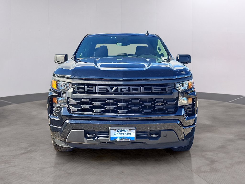 Used 2022 Chevrolet Silverado 1500 Custom AWD/4WD image 2
