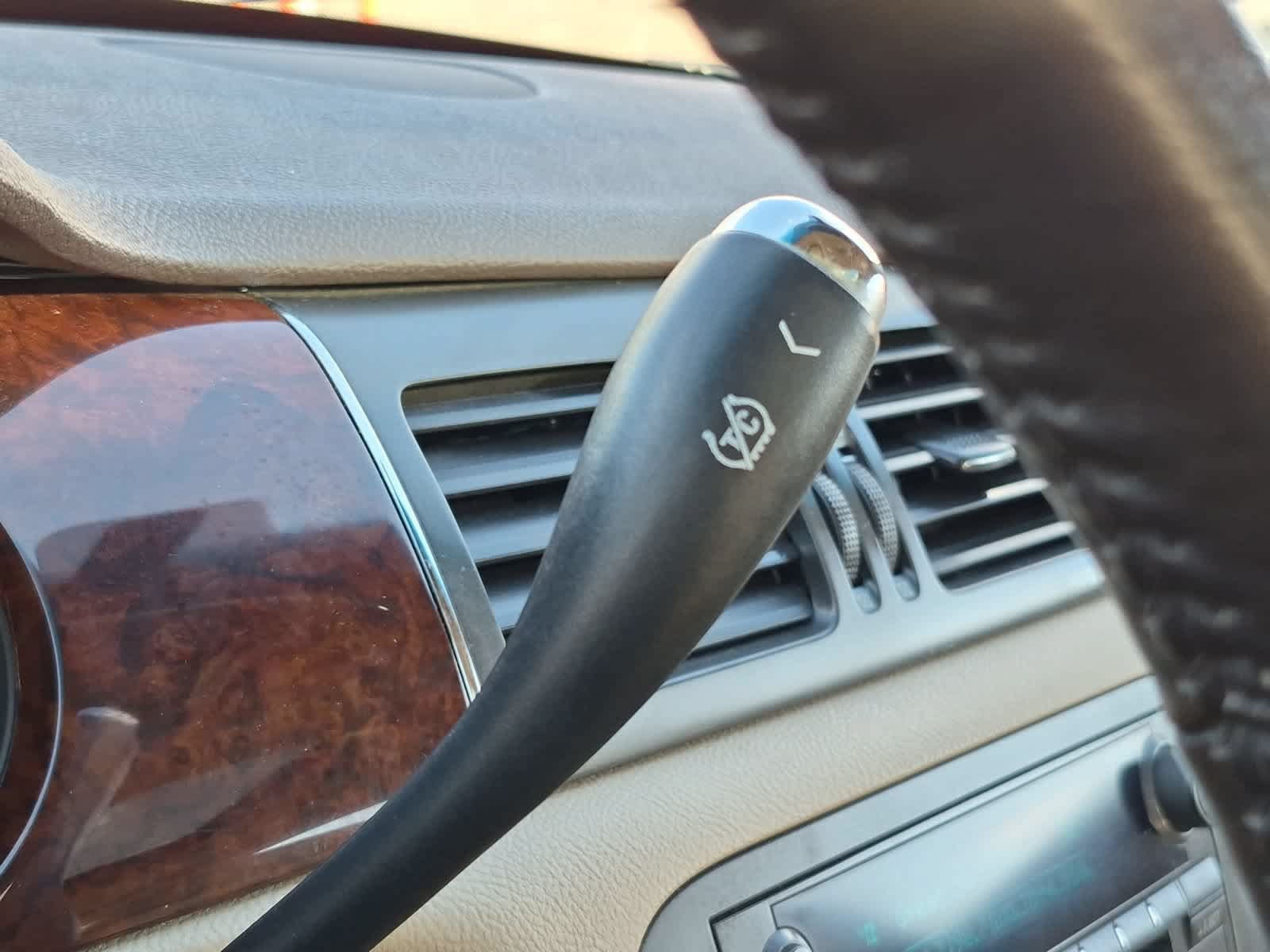 Used 2011 Buick Lucerne CXL w/ Driver Confidence Package FWD image 33