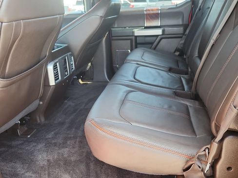 Used 2015 Ford F150 King Ranch w/ Equipment Group 601A Luxury AWD/4WD image 11