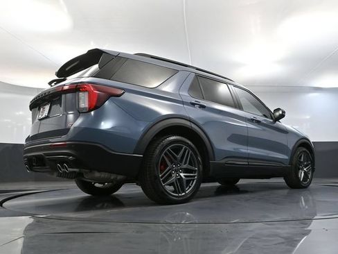 Used 2025 Ford Explorer ST AWD/4WD image 58