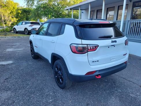 Used 2024 Jeep Compass Trailhawk AWD/4WD image 3
