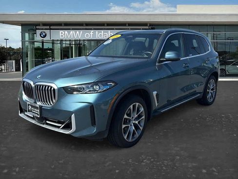 Used 2026 BMW X5 xDrive40i AWD/4WD image 3