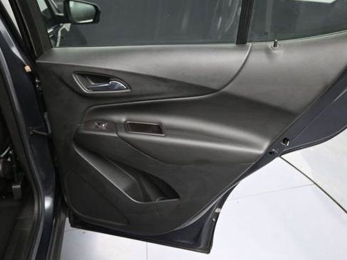 Used 2022 Chevrolet Equinox LT FWD image 29