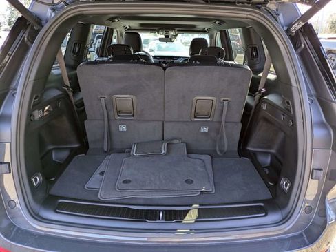 New 2025 Jeep Grand Cherokee L Altitude image 13