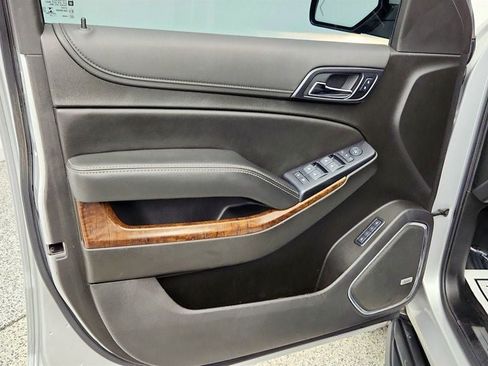 Used 2020 Chevrolet Tahoe LT AWD/4WD image 12