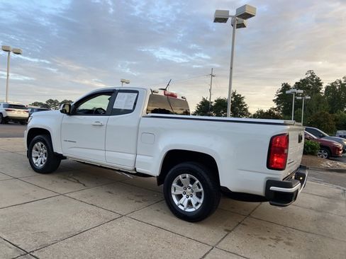 Used 2022 Chevrolet Colorado LT w/ Fleet Safety Package RWD image 8