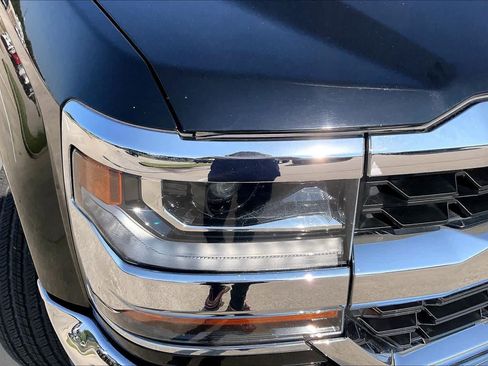 Used 2018 Chevrolet Silverado 1500 LT RWD image 26