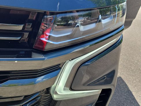 Used 2021 Chevrolet Tahoe RST w/ Luxury Package AWD/4WD image 32