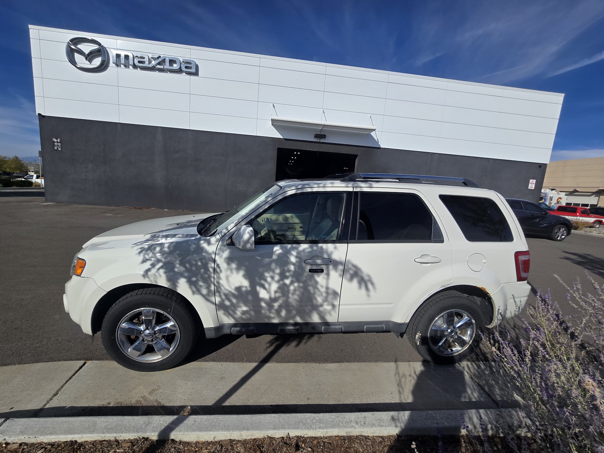 Used 2012 Ford Escape Limited AWD/4WD image 13