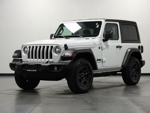 Used 2022 Jeep Wrangler Sport image 8