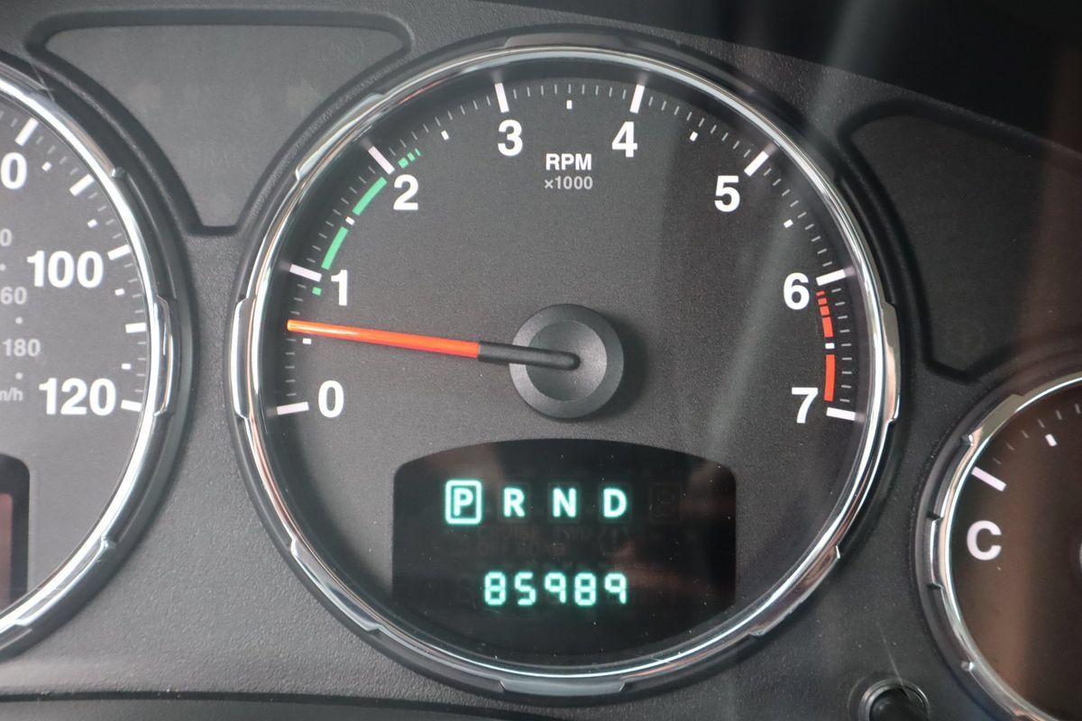 Used 2012 Jeep Liberty Sport w/ Driver Convenience Group AWD/4WD image 45