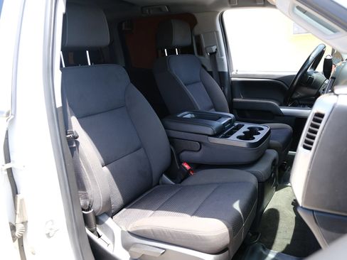 Used 2018 Chevrolet Silverado 1500 LT w/ All Star Edition AWD/4WD image 11