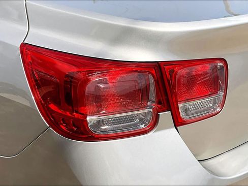 Used 2013 Chevrolet Malibu LS w/ Protection Package FWD image 28