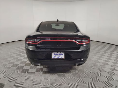 Used 2023 Dodge Charger SXT image 10