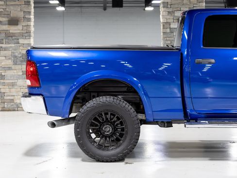 Used 2015 RAM 2500 Tradesman w/ Chrome Appearance Group AWD/4WD image 17