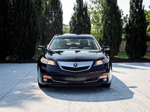 Used 2013 Acura TL w/ Technology Package FWD image 3
