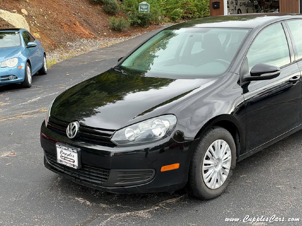 Used 2013 Volkswagen Golf 4-Door FWD image 25
