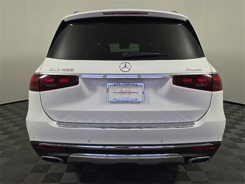Certified 2025 Mercedes-Benz GLS 450 4MATIC image 6