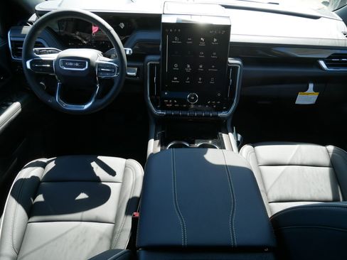 New 2026 GMC Yukon XL Elevation w/ LPO, Floor Liner Package AWD/4WD image 6