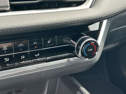 New 2026 Chevrolet Equinox LT w/ Midnight Edition FWD image 25