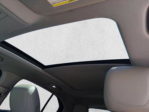 Used 2019 Cadillac XT4 Luxury w/ Cold Weather Package AWD/4WD image 15