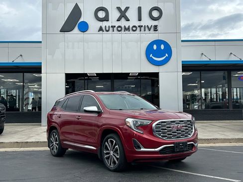 Used 2020 GMC Terrain Denali w/ Denali Premium Package image 1