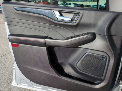 Used 2023 Ford Escape ST-Line image 21