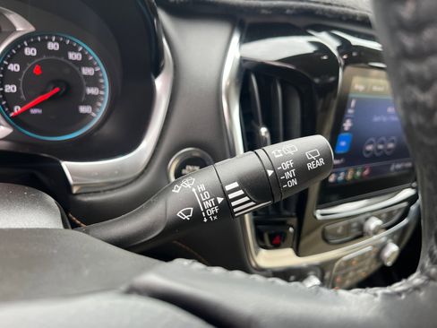 Used 2021 Chevrolet Traverse Premier w/ LPO, Cargo Package image 11