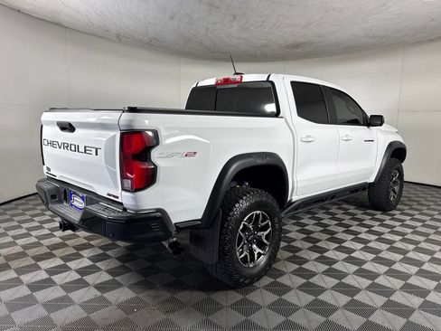 Certified 2023 Chevrolet Colorado ZR2 w/ ZR2 Convenience Package III AWD/4WD image 6