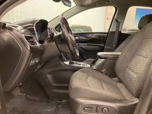 Used 2019 Chevrolet Equinox LT FWD image 8