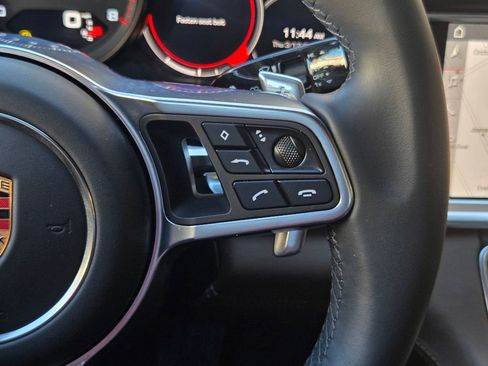 Used 2018 Porsche Panamera 4 image 33