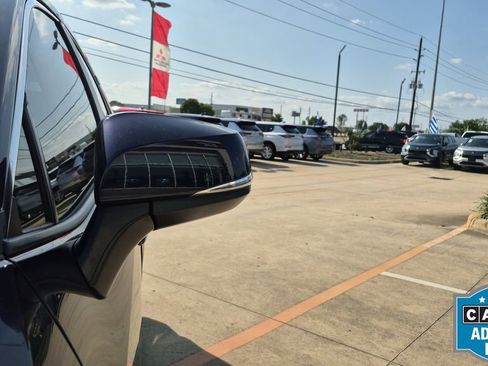 Used 2021 Toyota RAV4 XLE Premium image 33