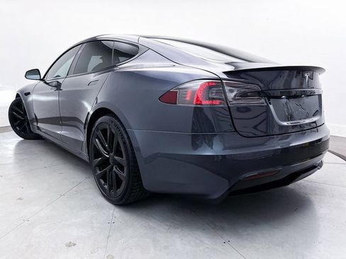 Used 2021 Tesla Model S Plaid image 2
