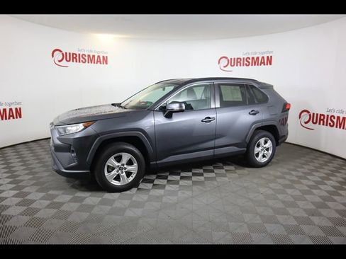 Used 2021 Toyota RAV4 XLE image 7