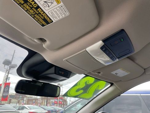 Certified 2023 Nissan Rogue SV image 20