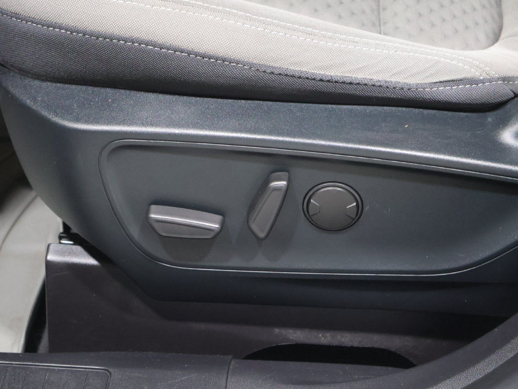 Used 2020 Ford Escape SE AWD/4WD image 10