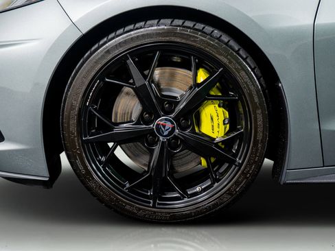 Used 2022 Chevrolet Corvette Stingray Premium Conv RWD image 22