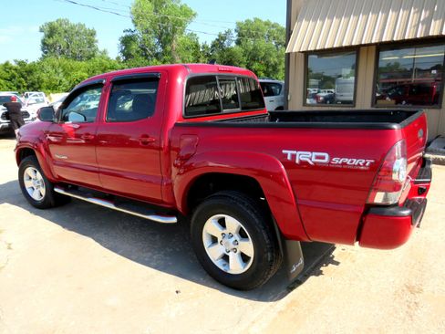 Used 2015 Toyota Tacoma TRD Pro image 6
