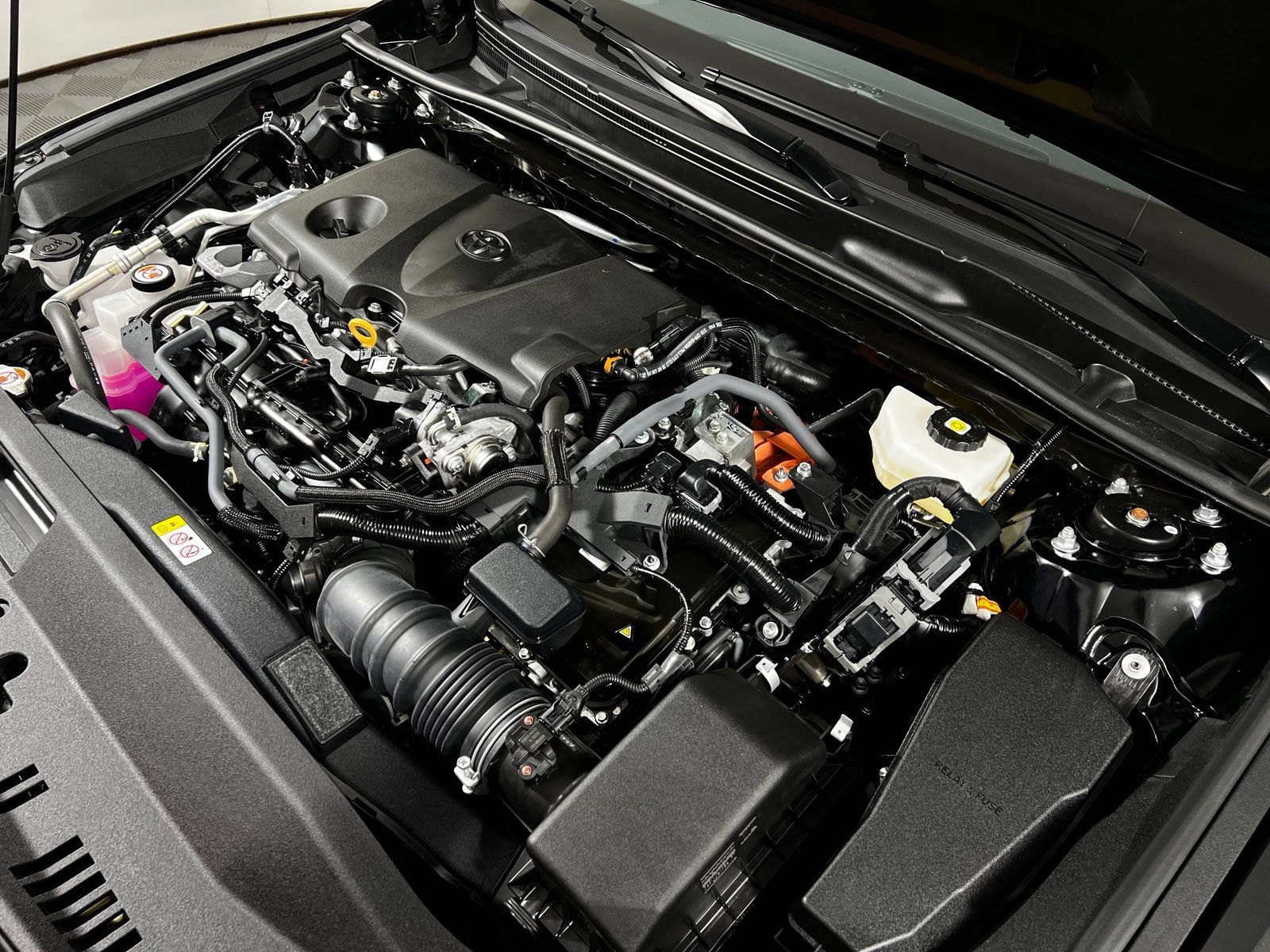 Certified 2025 Toyota Camry LE FWD image 11