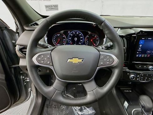 Used 2023 Chevrolet Traverse Premier image 14