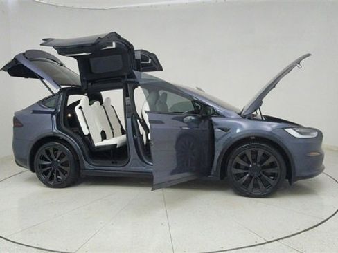 Used 2022 Tesla Model X Base image 68