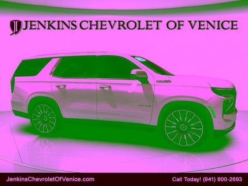 Used 2025 Chevrolet Tahoe High Country AWD/4WD image 2