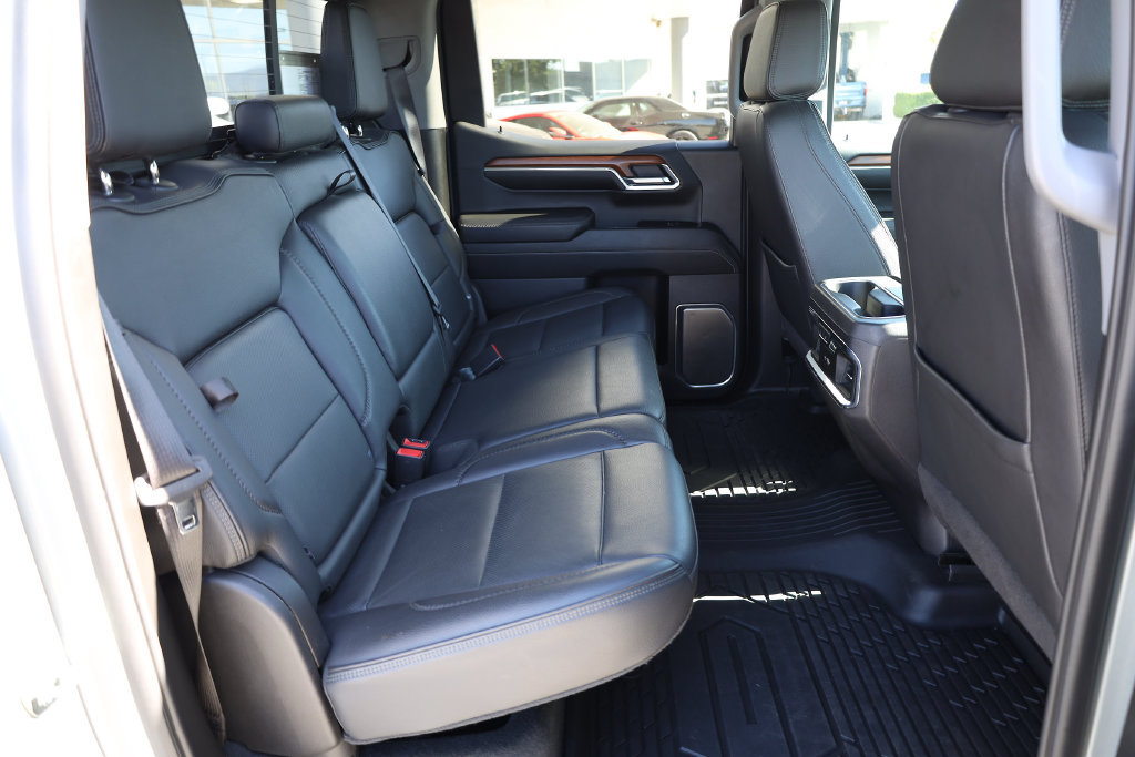 Used 2023 GMC Sierra 1500 Denali w/ Technology Package AWD/4WD image 19