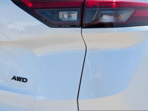 New 2026 Nissan Rogue SV AWD/4WD image 17