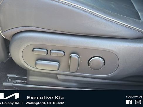 Used 2024 Hyundai Ioniq 5 Limited AWD/4WD image 12