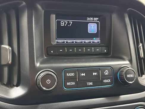 Used 2016 Chevrolet Colorado W/T AWD/4WD image 18