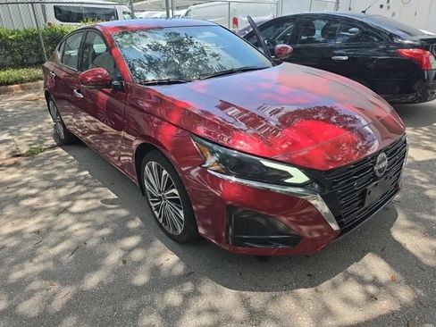 Used 2023 Nissan Altima 2.5 SL AWD/4WD image 4