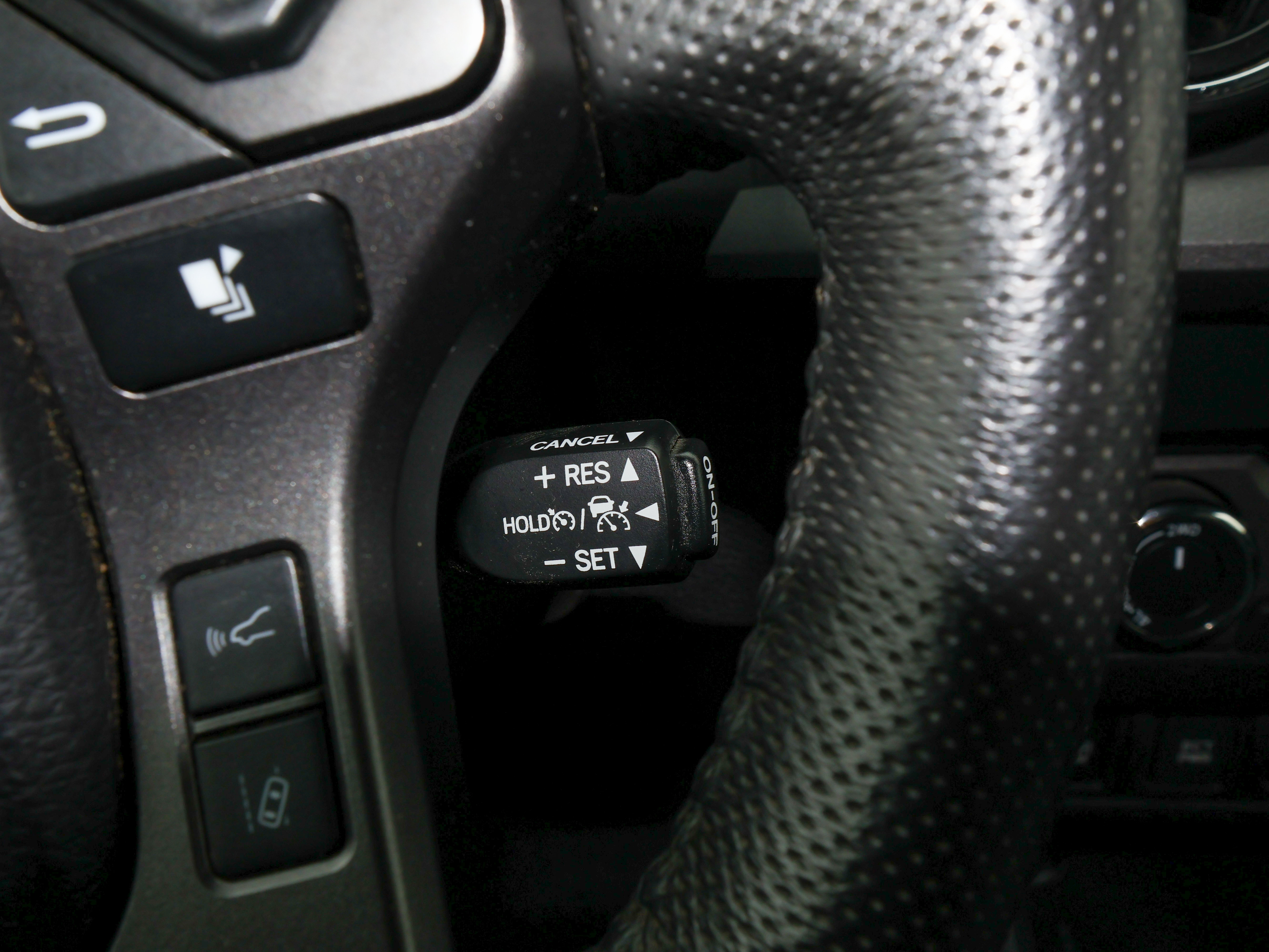 Used 2022 Toyota Tacoma TRD Off-Road w/ Technology Package AWD/4WD image 26